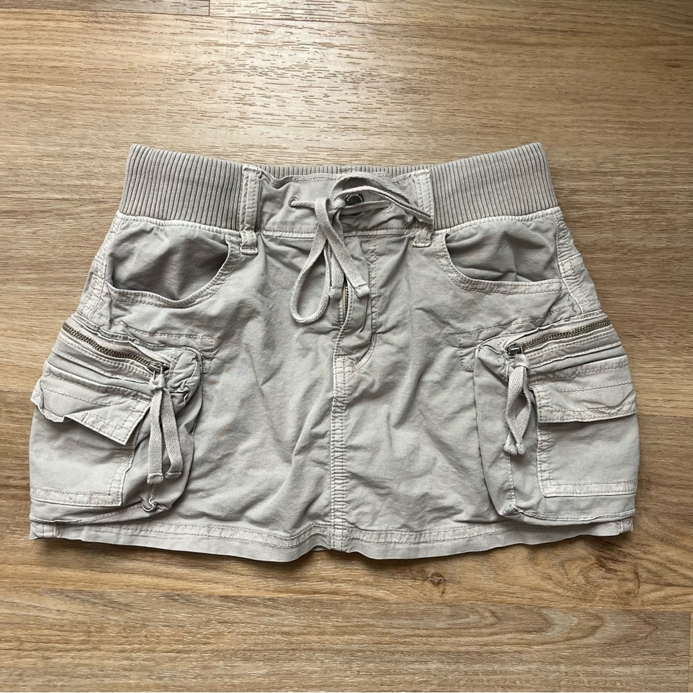 American Eagle Tan Cargo Skort 000
